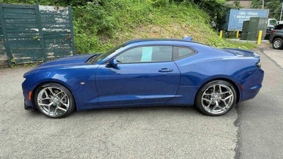 2019 Chevrolet Camaro 2dr Coupe 1LT