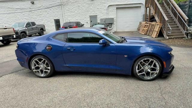 2019 Chevrolet Camaro 2dr Coupe 1LT