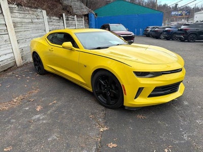 2018 Chevrolet Camaro 2dr Coupe 1LT