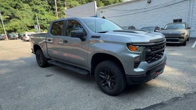 2024 Chevrolet Silverado 1500 Crew Cab Short Box 4-Wheel Drive Custom Trail Boss