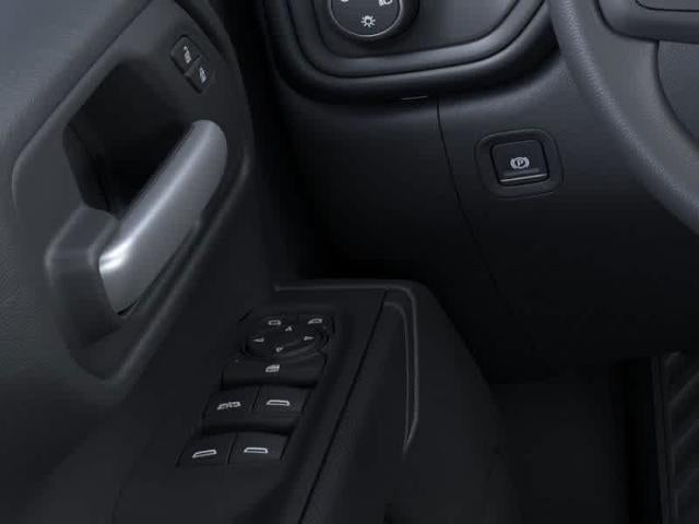 2026 Chevrolet Silverado 1500 Crew Cab Short Box 4-Wheel Drive Custom Trail Boss