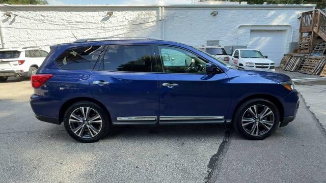 2017 Nissan Pathfinder 4x4 Platinum