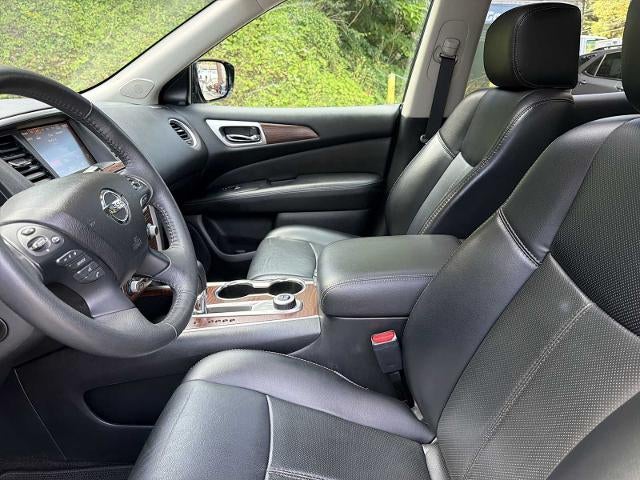 2017 Nissan Pathfinder 4x4 Platinum
