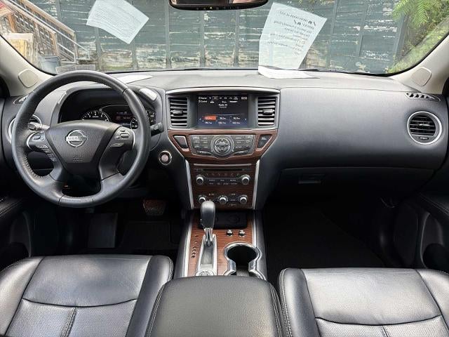 2017 Nissan Pathfinder 4x4 Platinum