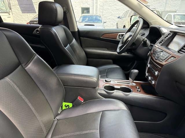 2017 Nissan Pathfinder 4x4 Platinum