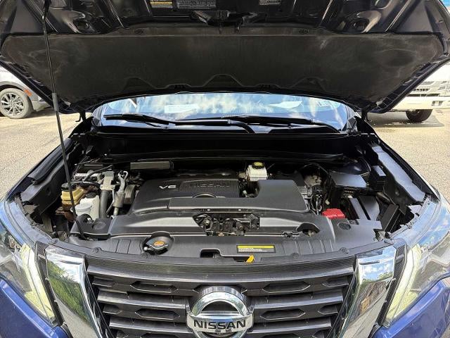 2017 Nissan Pathfinder 4x4 Platinum