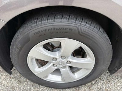 2015 Toyota Sienna 5dr 8-Pass Van LE FWD (Natl)