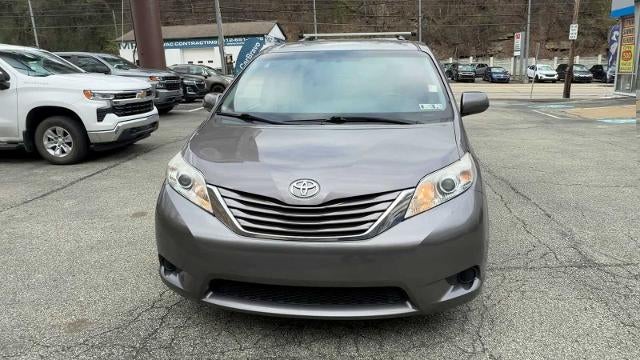 2015 Toyota Sienna 5dr 8-Pass Van LE FWD (Natl)