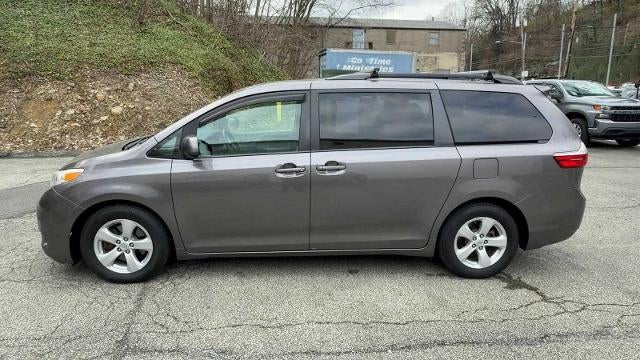 2015 Toyota Sienna 5dr 8-Pass Van LE FWD (Natl)