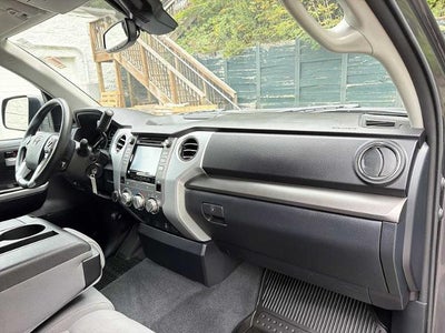 2019 Toyota Tundra 4WD SR5 Double Cab 6.5' Bed 4.6L (Natl)