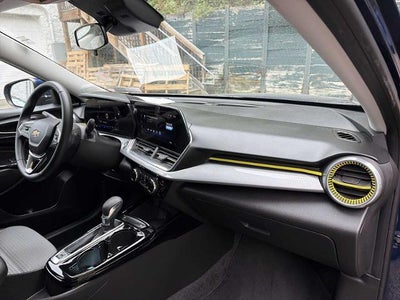 2024 Chevrolet Trax FWD 4dr LT