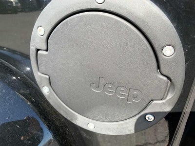 2017 Jeep Wrangler Unlimited Winter 4x4 *Ltd Avail*