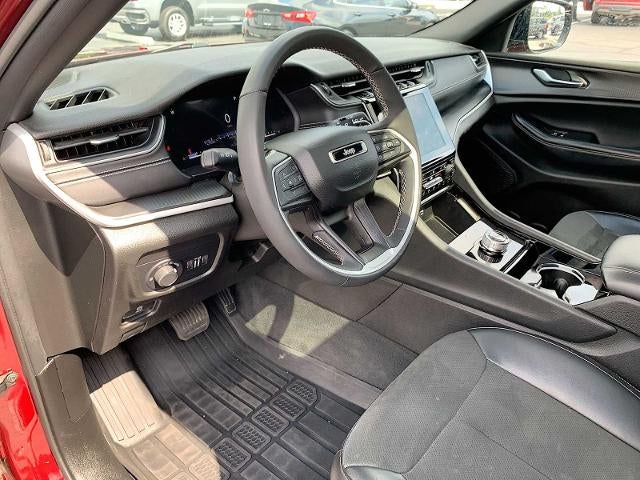 2023 Jeep Grand Cherokee L Laredo 4x4