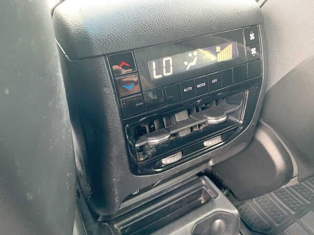 2023 Jeep Grand Cherokee L Laredo 4x4