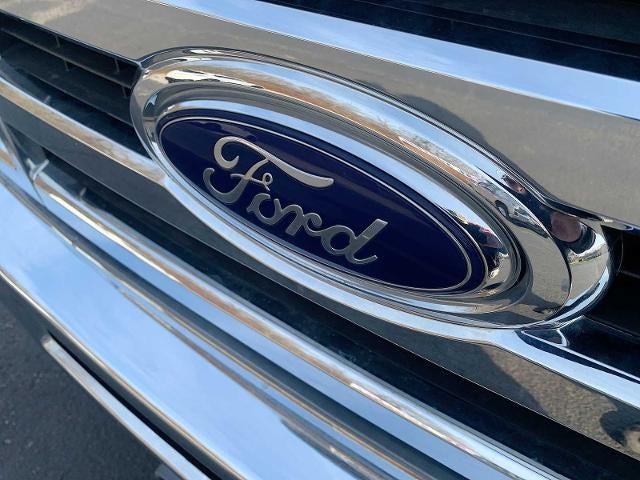 2017 Ford E-Series Cutaway E-450 DRW 158" WB