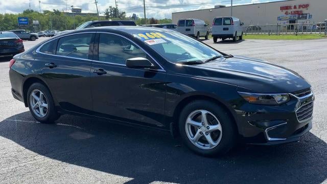 Used 2018 Chevrolet Malibu 1LS with VIN 1G1ZB5ST6JF288054 for sale in Carnot-Moon, PA