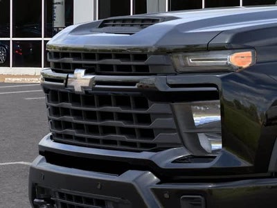 2026 Chevrolet Silverado 2500 HD Crew Cab Standard Box 4-Wheel Drive Custom