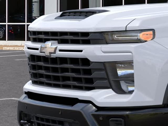2026 Chevrolet Silverado 2500 HD Crew Cab Standard Box 4-Wheel Drive Custom
