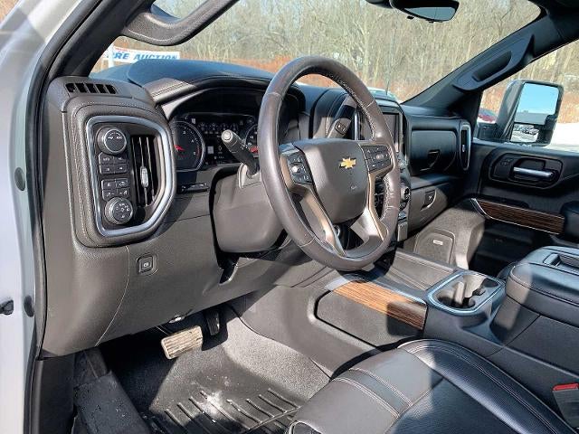 2020 Chevrolet Silverado 2500 HD Crew Cab Standard Box 4-Wheel Drive High Country