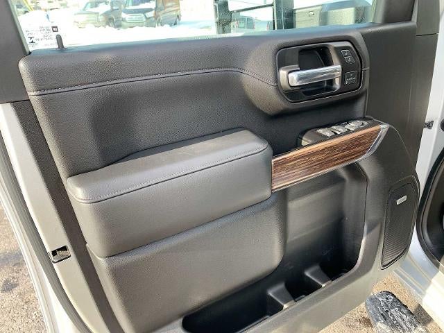 2020 Chevrolet Silverado 2500 HD Crew Cab Standard Box 4-Wheel Drive High Country