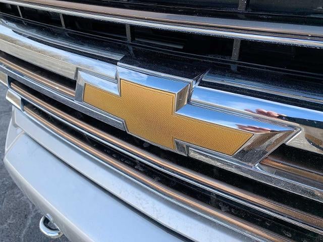 2020 Chevrolet Silverado 2500 HD Crew Cab Standard Box 4-Wheel Drive High Country