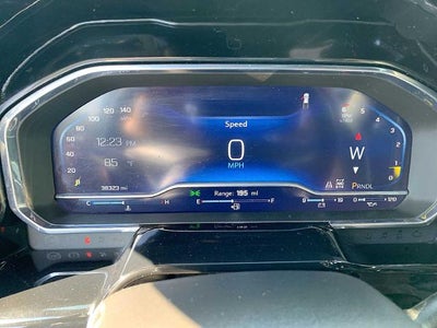 2023 Chevrolet Silverado 1500 Crew Cab Short Box 4-Wheel Drive LT 2FL