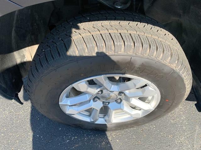 2023 Chevrolet Silverado 1500 Crew Cab Short Box 4-Wheel Drive LT 2FL