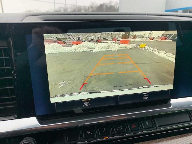 2022 Chevrolet Silverado 1500 Crew Cab Short Box 4-Wheel Drive LT 2FL