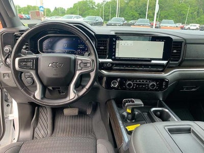 2022 Chevrolet Silverado 1500 Crew Cab Short Box 4-Wheel Drive RST
