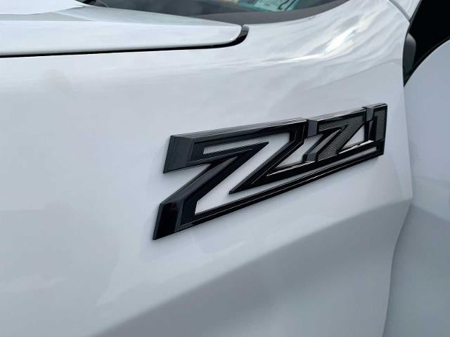 2022 Chevrolet Silverado 1500 Crew Cab Short Box 4-Wheel Drive RST
