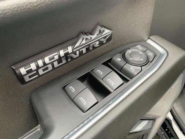 2024 Chevrolet Silverado 1500 Crew Cab Short Box 4-Wheel Drive High Country
