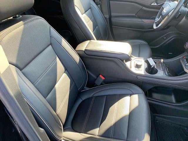 2023 GMC Acadia AWD Denali