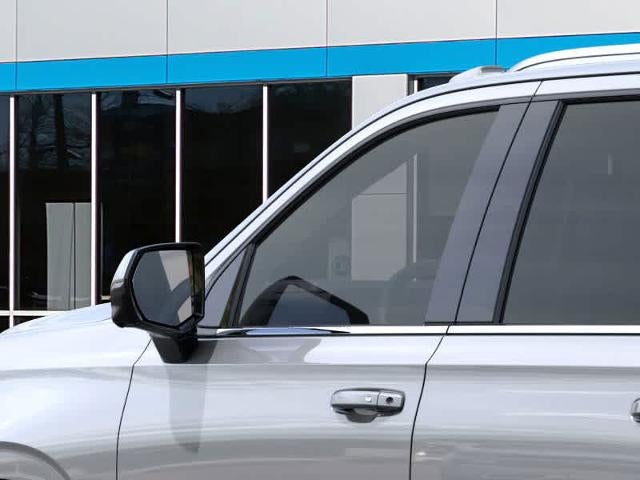 2026 Chevrolet Suburban 4WD LT