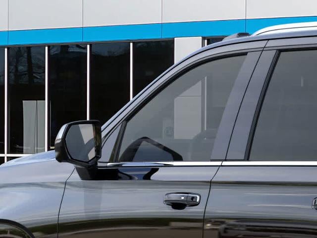 2025 Chevrolet Suburban 4WD Premier