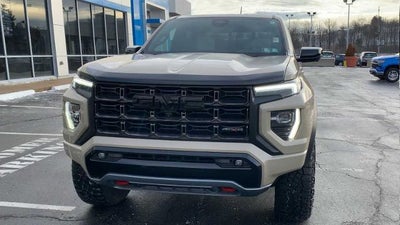 2024 GMC Canyon Crew Cab Short Box 4-Wheel Drive AT4X