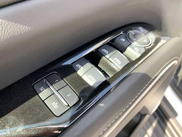 2024 Cadillac Escalade 4WD Premium Luxury