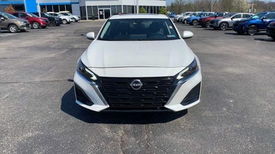 2024 Nissan Altima 2.5 SV AWD Sedan