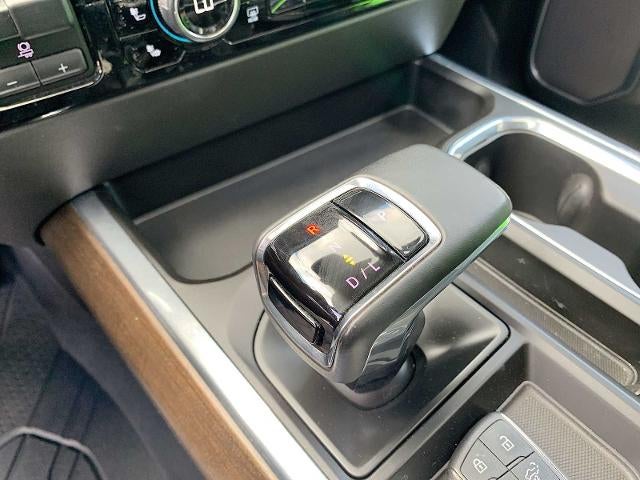 2023 Chevrolet Silverado 1500 Crew Cab Short Box 4-Wheel Drive High Country