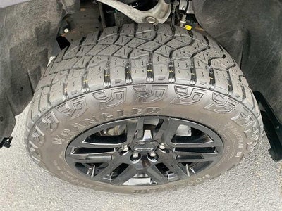 2023 Chevrolet Silverado 1500 Crew Cab Short Box 4-Wheel Drive Custom Trail Boss