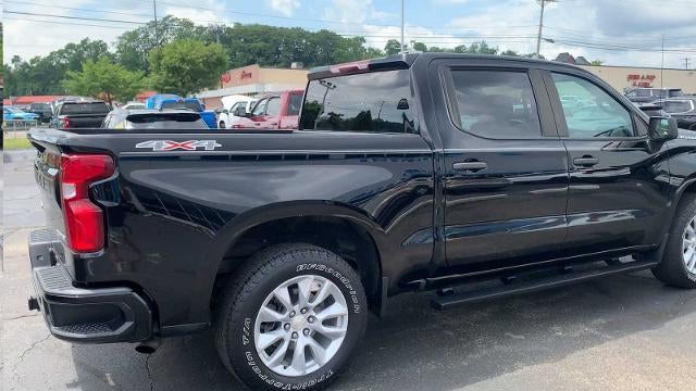 2021 Chevrolet Silverado 1500 Crew Cab Short Box 4-Wheel Drive Custom