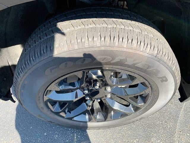 2021 Chevrolet Silverado 1500 Crew Cab Short Box 4-Wheel Drive Custom