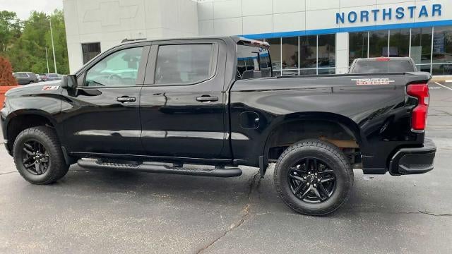 2021 Chevrolet Silverado 1500 Crew Cab Short Box 4-Wheel Drive LT Trail Boss Midnight Edition
