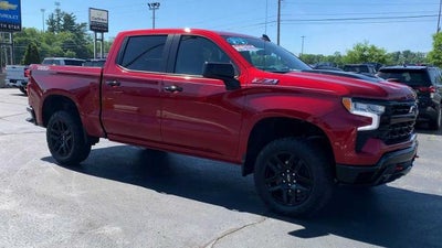 2024 Chevrolet Silverado 1500 Crew Cab Short Box 4-Wheel Drive LT Trail Boss