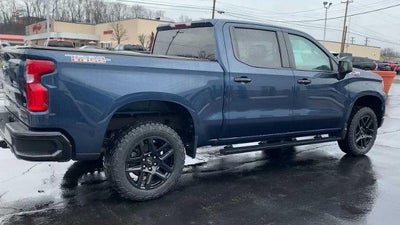 2022 Chevrolet Silverado 1500 Crew Cab Short Box 4-Wheel Drive LT Trail Boss