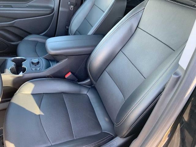 2023 GMC Terrain SLT - Photo 18
