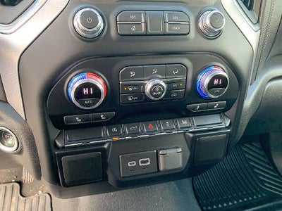 2021 GMC Sierra 1500 Crew Cab Short Box 4-Wheel Drive Elevation 3SB