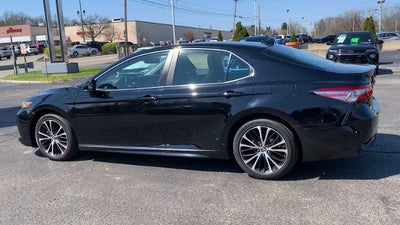 2019 Toyota Camry LE Auto (SE)