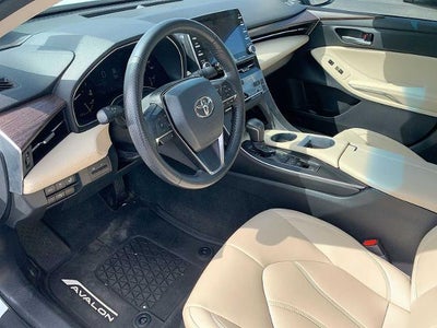 2021 Toyota Avalon XLE AWD (SE)