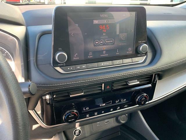 2021 Nissan Rogue SV - Photo 13