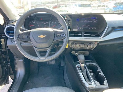 2024 Chevrolet Trax FWD 4dr LS